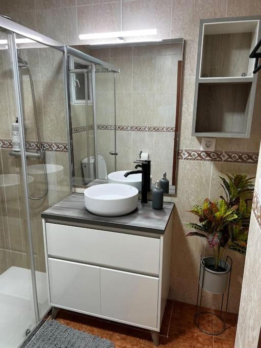 2 Bedroom Levante Beach Бенидорм Экстерьер фото